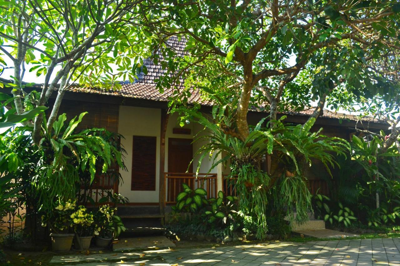 Joglo Villa Bali Penatih Luaran gambar