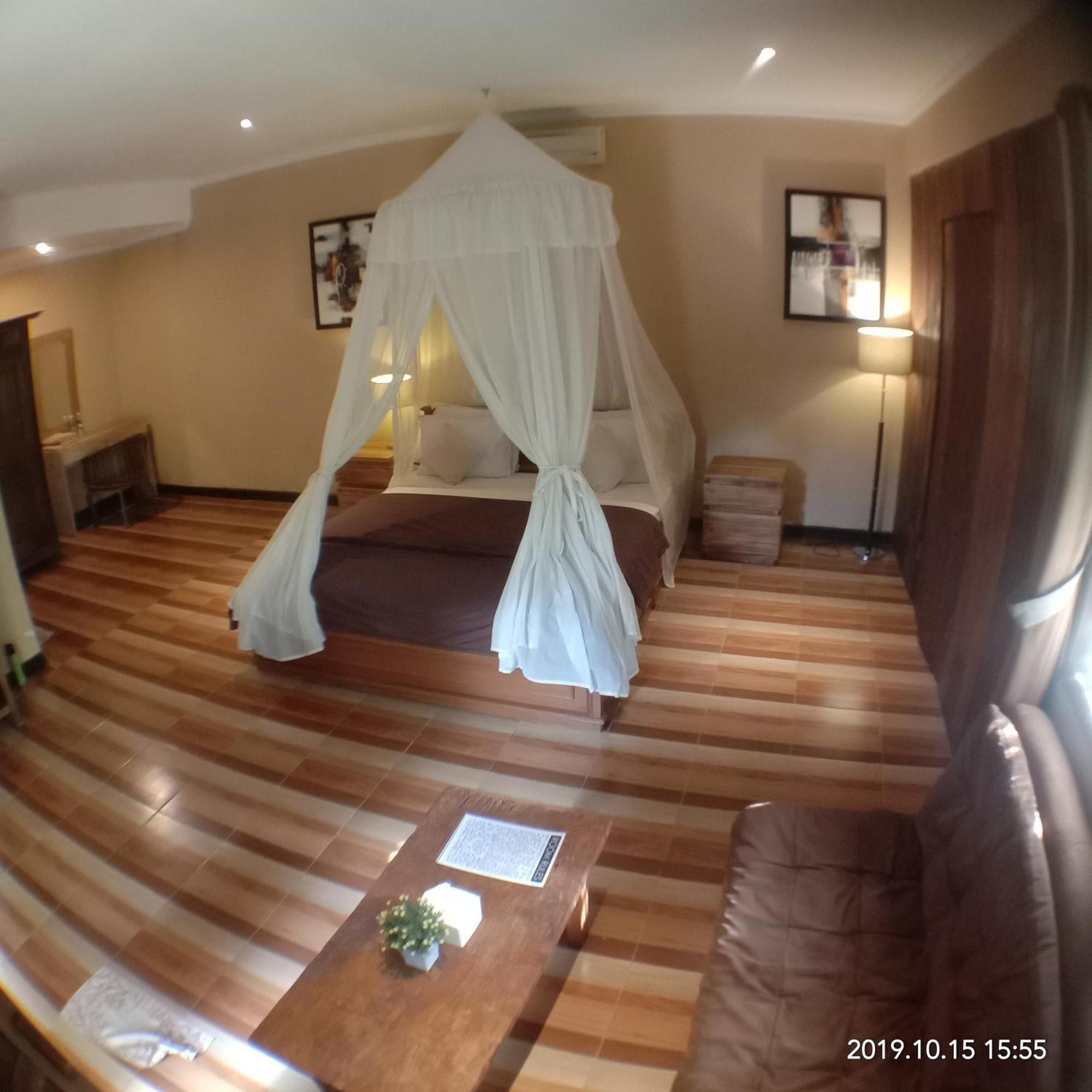 Joglo Villa Bali Penatih Luaran gambar