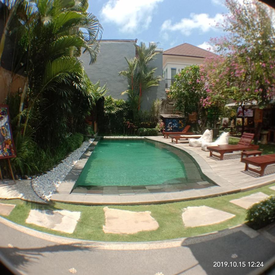 Joglo Villa Bali Penatih Luaran gambar