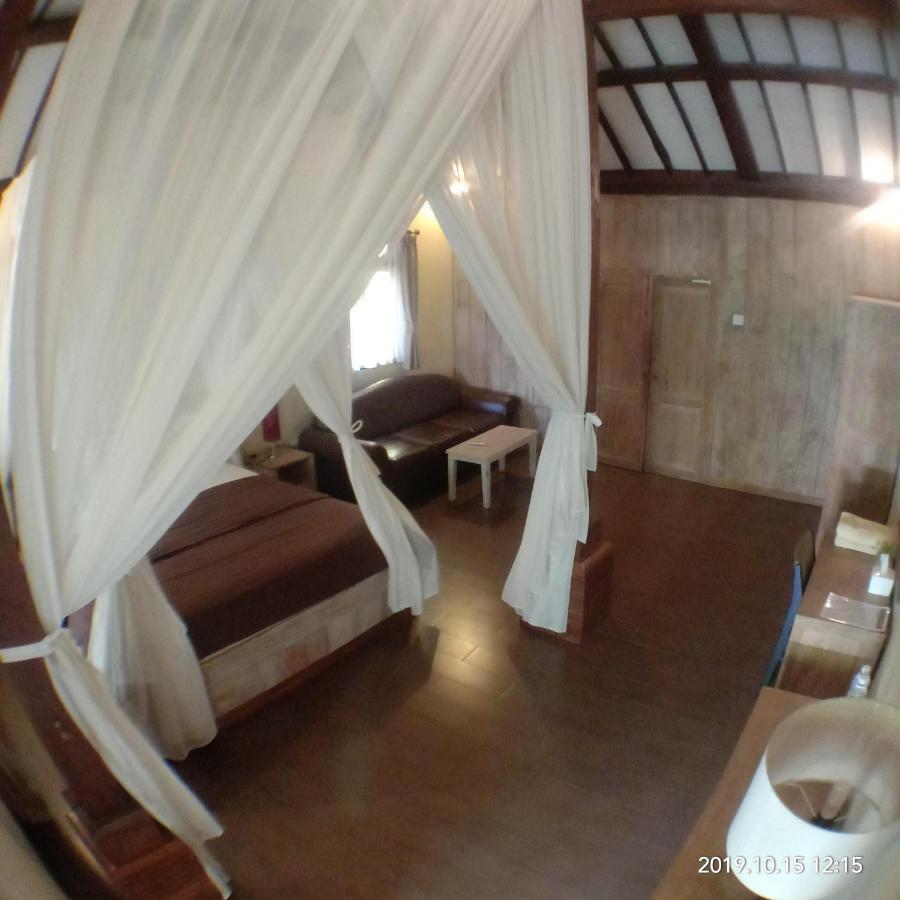 Joglo Villa Bali Penatih Luaran gambar