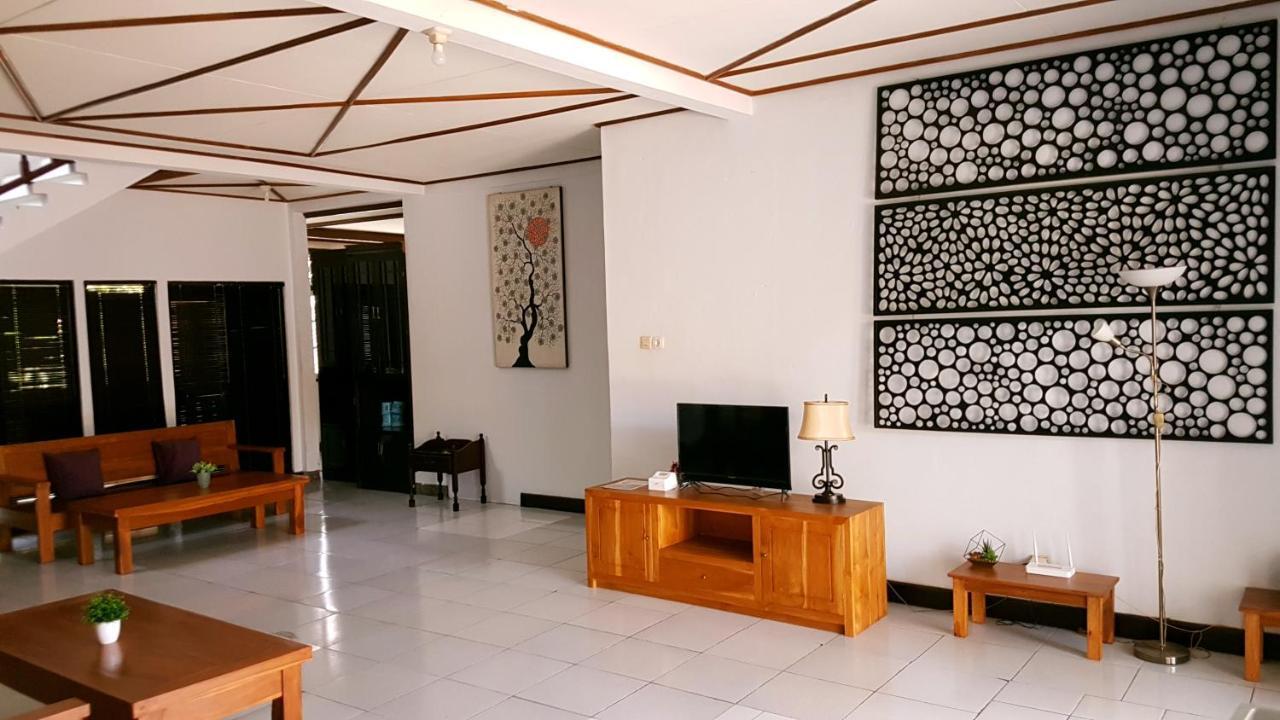Joglo Villa Bali Penatih Luaran gambar
